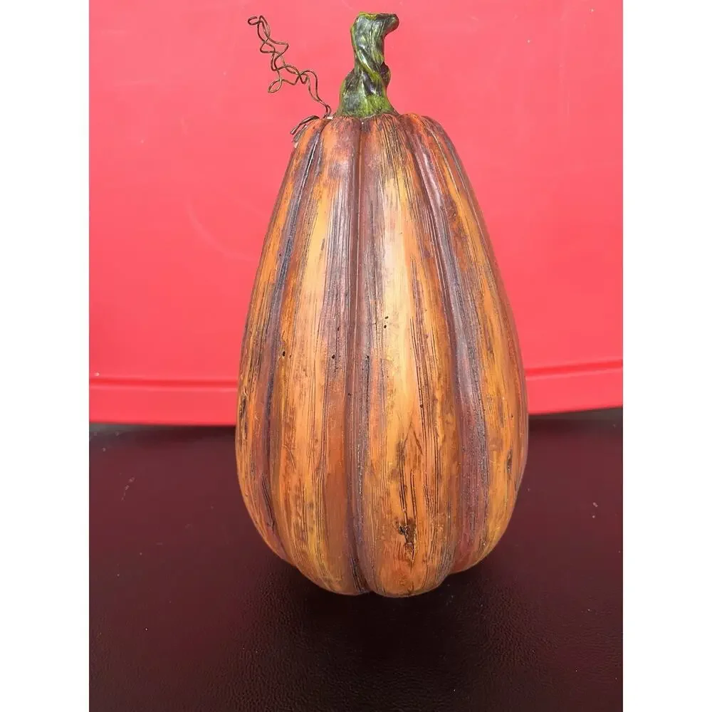 Resin Carved Pilgrim Pumpkin Vintage Thanksgiving